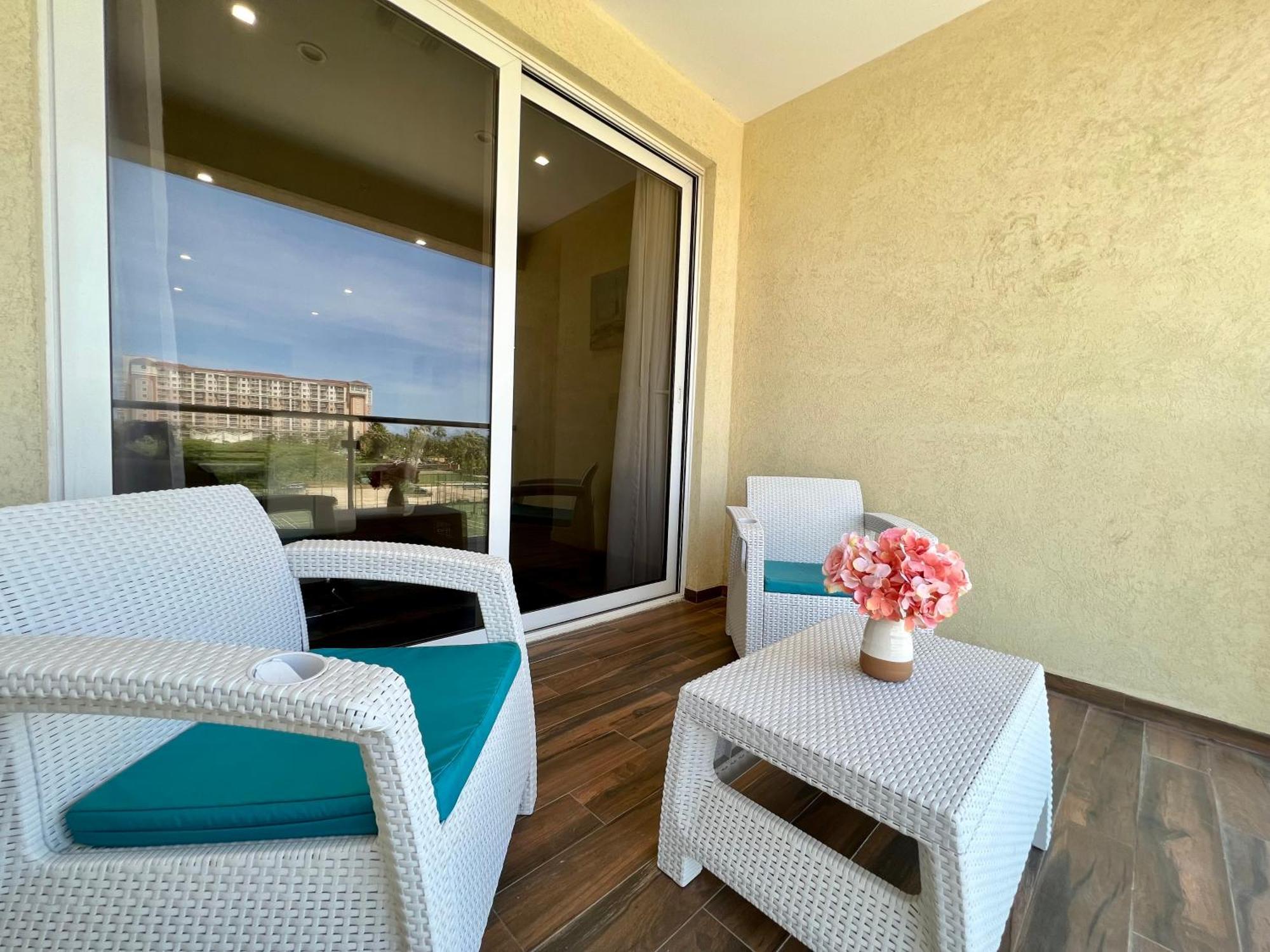 The Cove - Condo Hotel - Palm Beach Strip Quarto foto